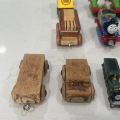 Misc Mixed Lot 19 Wooden/Die Cast/Plastic Train Cars. Thomas The Train/Unknown