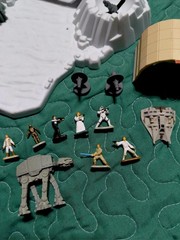 1994 Micro Machines Star Wars ICE PLANET HOTH Playset & Runway with Characters