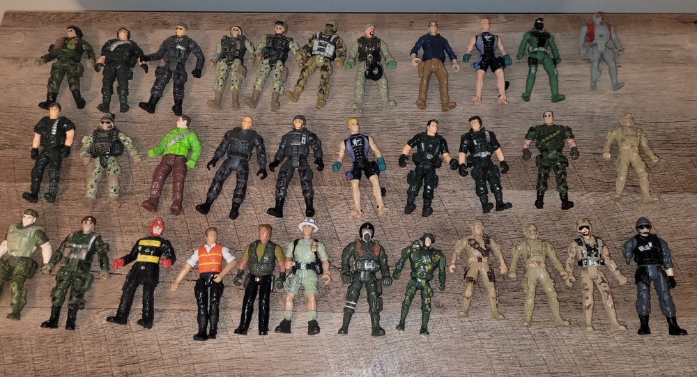 Lot Of 33 Figures Mini 4″ Soilders Different Years & Make Chap Mei Like Gi Joe
