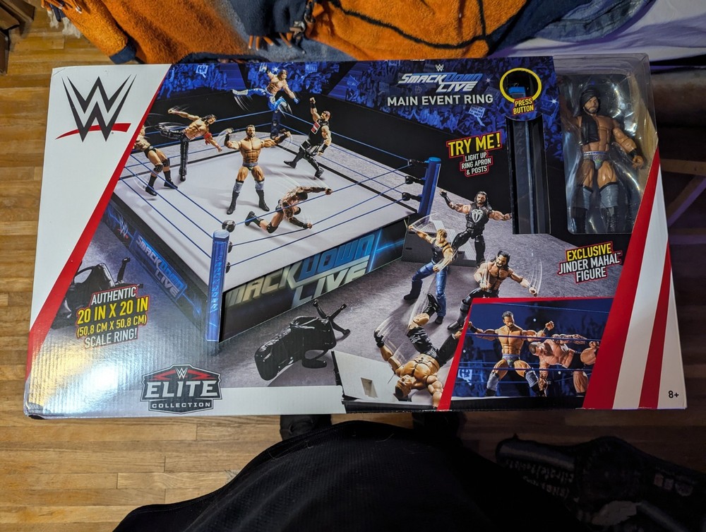 WWE Smackdown Live Elite Scale Wrestling Ring, Exclusive JinderMahal, LED Lights
