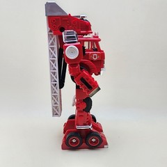 TRANSFORMERS G1 (Vintage 1985) INFERNO Fire Truck w ACCESSORIES & BOX