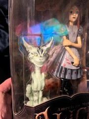 American McGee’s Bloody Alice Glow In The Dark Cheshire Cat Variant Figure Set