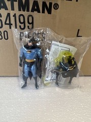 KENNER Vintage 1995 Batman Mail Away Animated Series Battle Helmet Action Figure