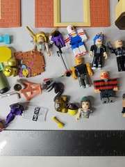 Roblox Toys Action Mini Figures Lot Of Figures and Accessories