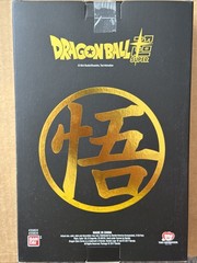 Ultimate Deco Edition 2017 Convention Exclusive Super Saiyan Goku Figure