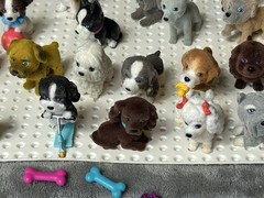 Puppy In My Pocket – Lot of 34 Fuzzy Felt Figures
