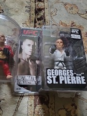 Georges St-Pierre GSP Figures UFC Belt Or Finger Ring W/ 2 Panini Prizm Cards