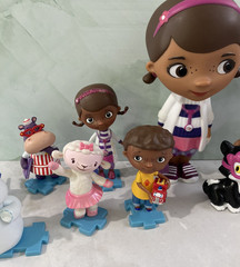 Disney Jr Doc McStuffins & Friends Animal Pet Vet Figures Figurines Toy Set Lot
