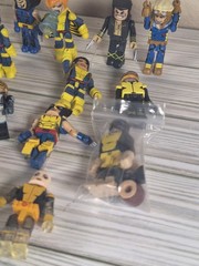 19 Minimates Marvel X-men, Wolverine, Superhero Figures
