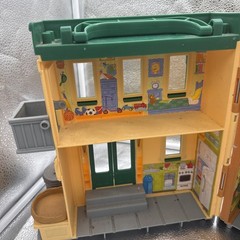 Sesame Street 2010 Mr. Hoopers Store 123 Neighboourhood Playset No Figures