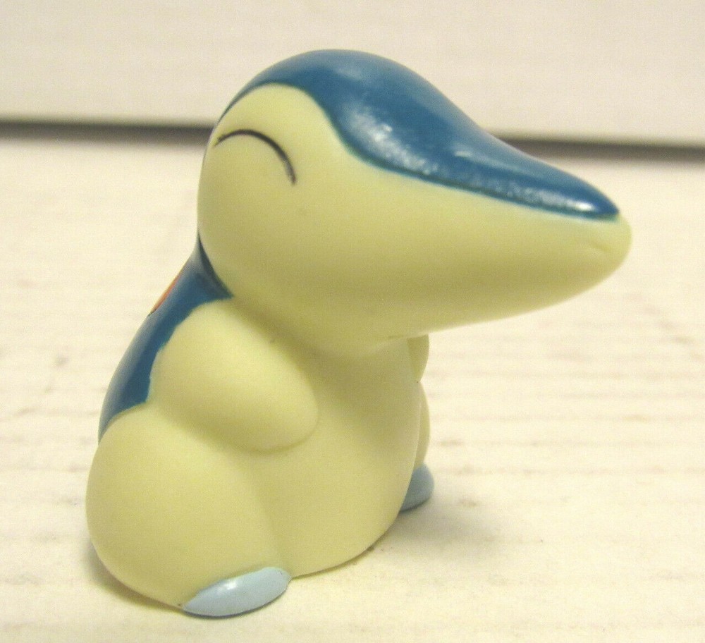 1999 Pokemon Finger Puppet Cyndaquil Figure Gotta Catch Them All Nintendo Bandai
