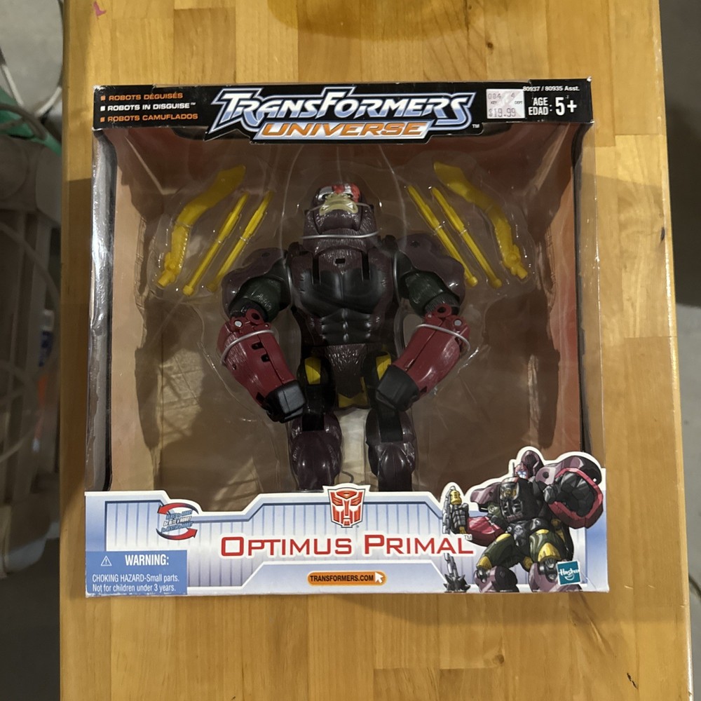 RARE Transformers Universe OPTIMUS PRIMAL NEW/SEALED