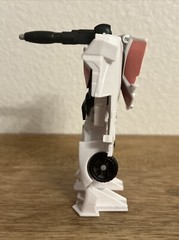 Wheeljack Transformer 4.5” Action Figure Plastic Autobot Robot Toy