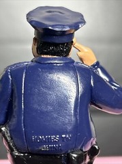 Lil Homies Figure 1:24 Scale Officer Flaca 2.5″ Tall Policeman with Donuts Box