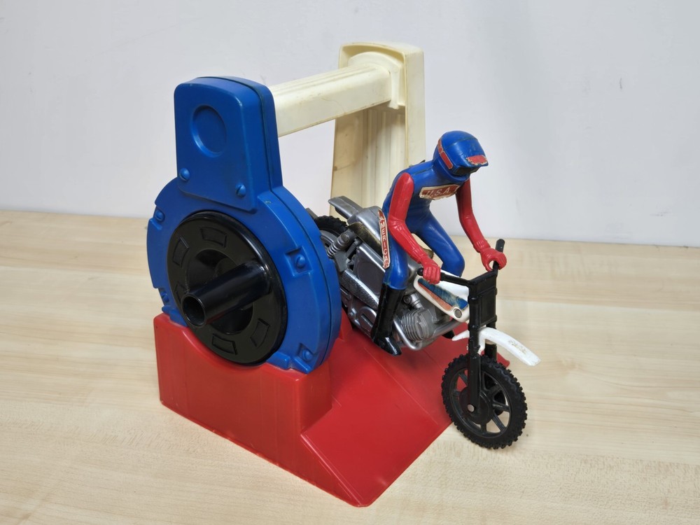 Ideal Team America Super Stunt Motorcycle Bike w/ Rider & Gyro Launcher 1980 Vtg