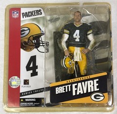 McFarlane’s NFL Series 12 Brett Favre #4 Green Bay Packers 2005 Football Figure