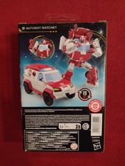 Transformers Age Of The Primes Autobot Ratchet 6” Deluxe Class – NEW