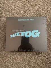 The Fog [Collector’s Edition]+ Steelbook+ NECA Figure + 7” Vinyl,2 posters, pins