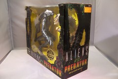 KENNER ALIENS VS PREDATOR 10in DELUXE ACTION FIGURES VINTAGE 1997 NEW 10th ANNIV