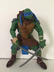 2014 NINJA TURTLES – COMBAT WARRIOR LEONARDO – ACTION FIGURE