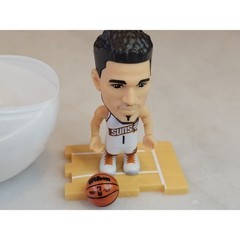 Zuru 5 Surprise NBA Ballers: Phoenix Suns – Devin Booker Figure + More