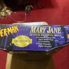 1995 ToyBiz Marvel Spiderman Mary Jane 12″ Doll Collector edition