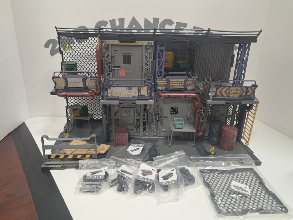 Scene In A Box – SIB 08 & 09 – OUTPOST WAREHOUSE Diorama 1:18 / 1:24 Fresh Retro