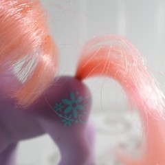 Hasbro My Little Pony G2 Petal Blossom Purple Pony Pink Hair 1997
