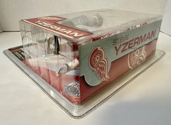 McFarlane’s Sports Pick Series 6 “Steve Yzerman” NHL 2003