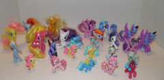 My Little Pony MLP Lot of 23 Pony’s Various Sizes VGUC