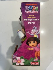 2012 NIB Dora the Explorer Baby-sitter W/baby Bots ! Only At Toy For Us Exclusi