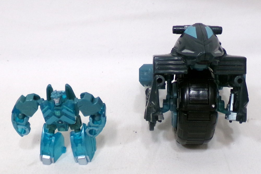 Transformers Age Of The Primes Deluxe Class Micronus Prime Hasbro