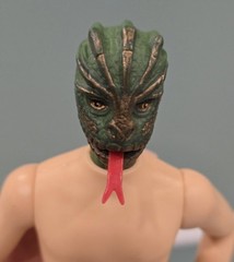 Vintage 1984 LJN V Enemy Visitor Action Figure AS SHOWN READ