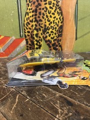 BATMAN 1966 CLASSIC TV SERIES SURFS UP BATMAN FIGURE MOVIE RETRO DC COMICS NECA