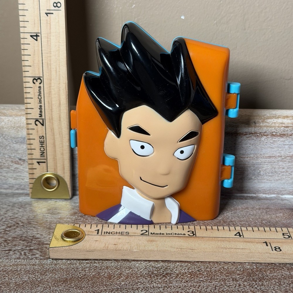 MEDABOTS 1997 Plastic Hinged Case Spyke and Cyandog Rare Find