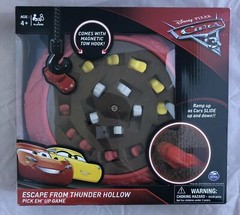 Disney Pixar Cars 3 Escape From Thunder Hollow Pick Em’ Up Board Game McQueen Ma