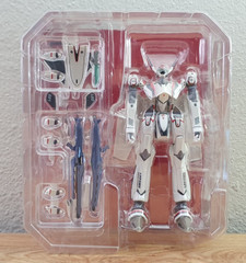 Macross Frontier VF-100 ‘s VF-25F Messiah Alto Custom 1/100 Bandai 2009