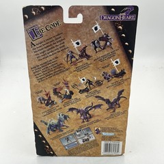 Vintage 1995 Dragonheart Kara 3.5” Figure W/ Weapons Kenner Axe Chopping Combat