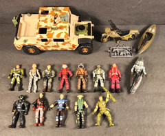LOT OF 13 LARNARD CORPS VARIOUS YEARS 4″ LOOSE ACTION FIGURES WITH VEHICLES