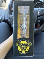 RARE Diamond Select Toys Bruce Lee 80th Anniversary Action Figure w Staff & Base