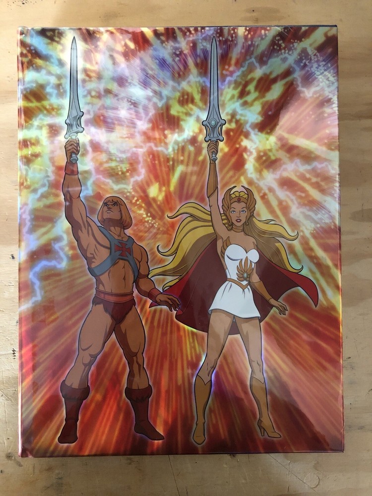 RARE He-Man & She-Ra Animated Guide LIMITED EDITION holofoil HARDCOVER 1 of 1000