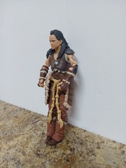 Dungeons & Dragons Honor Among Thieves Golden Archive Holga 6″ Action Figure