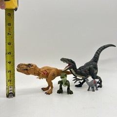 Jurassic Park World Dinosaur Lot Of 4 Apatosaurus Velociraptor Blue T-Rex Raptor