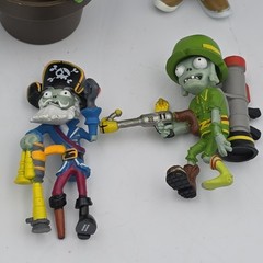 RARE Plants Vs Zombies Toxic chomper Lot Of 7 Figures See Description