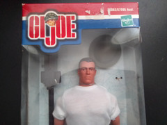 2 Items for sale GI.Joe 1991 12″ Stalker & 2001 12″ Pearl harbor Action Figures
