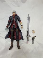 Play Arts Kai Devil May Cry 4 – Nero – READ DESCRIPTION