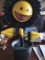 Ron English Apportfolio Black flowerpot Sunflower Potted Ornament Art toy