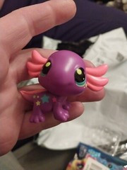 1x Axolotl #222 LITTLEST PET SHOP BLACKLIGHT EXCLUSIVE OFFICIAL FIGURE