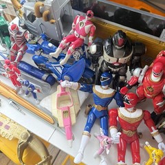 Vintage Power Rangers Action Figures And Vehicles Etc Mixed Lot
