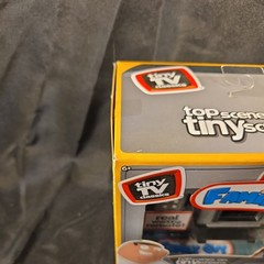 New 2021 Tiny TV Classics: FAMILY GUY Seasons 1 &2 w/ Remote